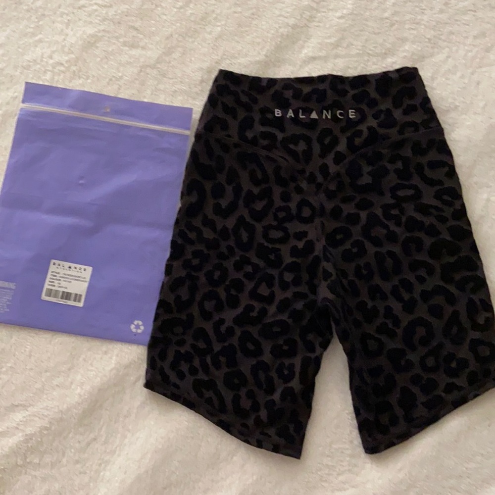 BALANCE ATHLETICA Kingdom Lux Rider Short Panther